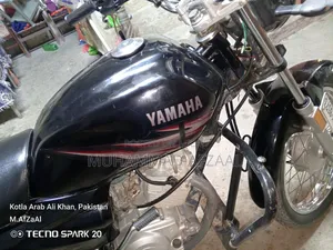 Yamaha 2019 Black