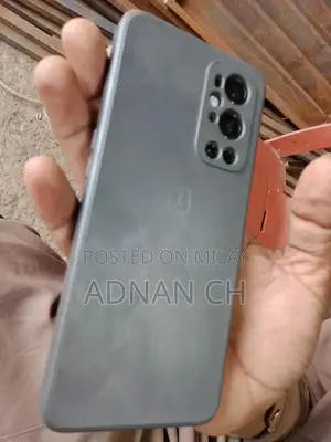 Photo - OnePlus 9 Pro 256 GB Black