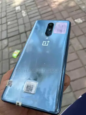 Photo - OnePlus 8 128 GB Blue