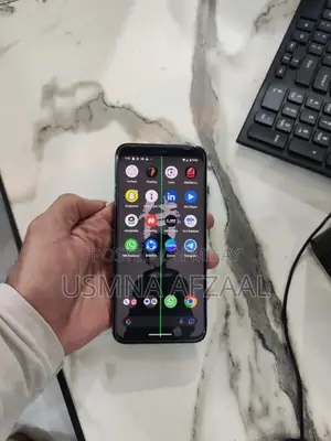 Photo - Google Pixel 4 XL 64 GB White