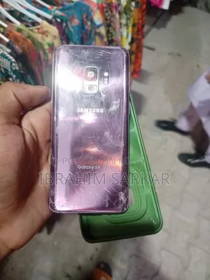 Photo - Samsung Galaxy S9 64 GB Pink