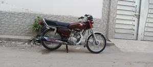 Photo - Honda 2017 Red