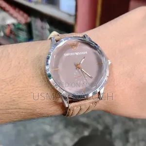 Stylish Watch for Luxury Leather