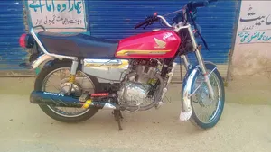 Photo - Honda 2021 Red