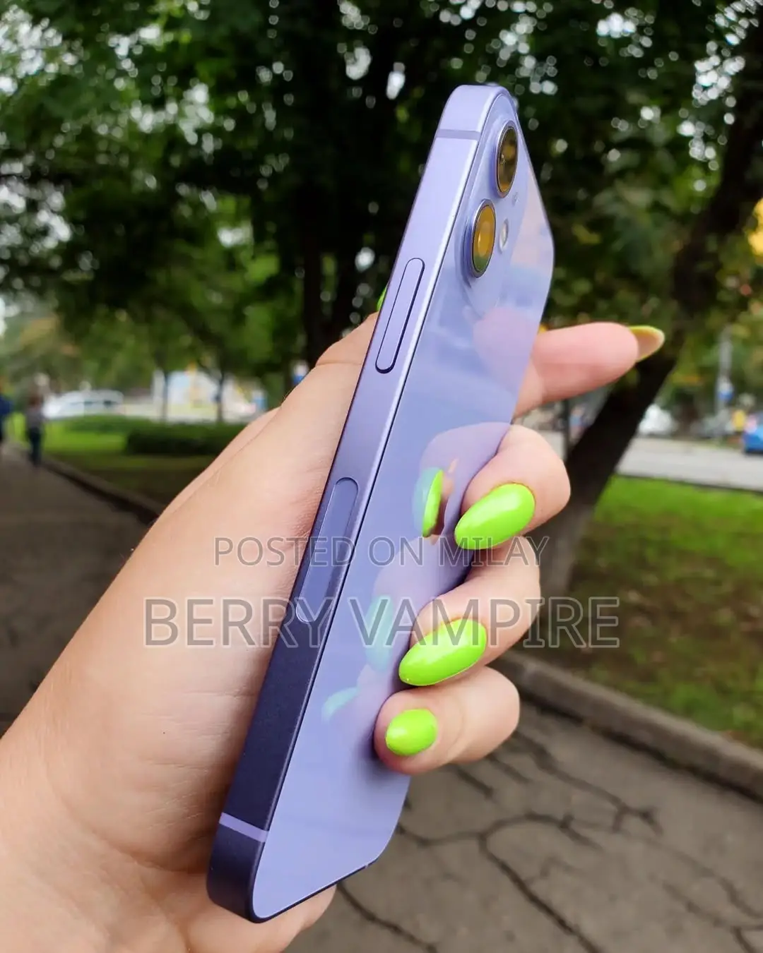 New Apple iPhone 12 mini 64 GB Purple