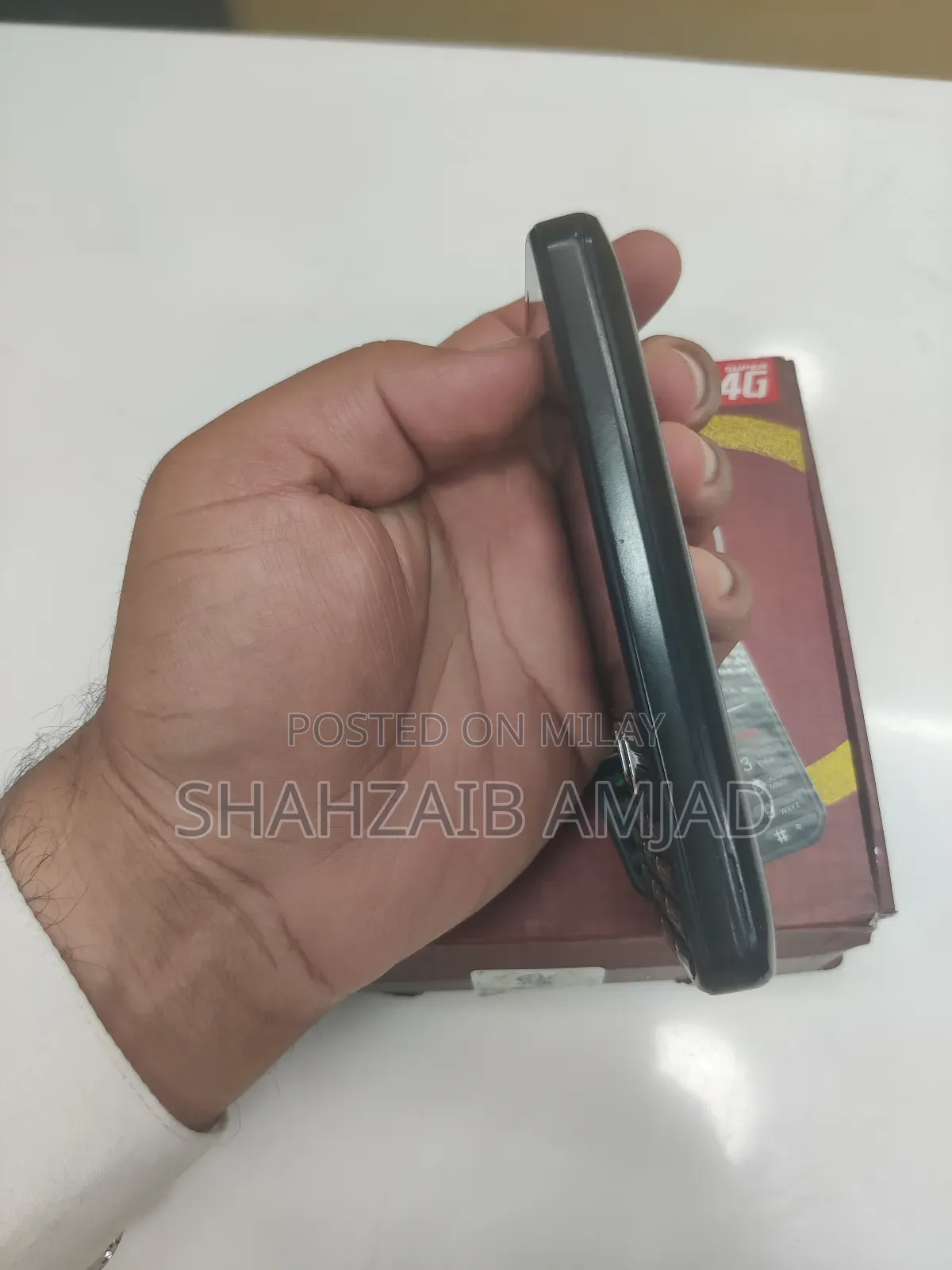 Mobile Phone 8 GB Black