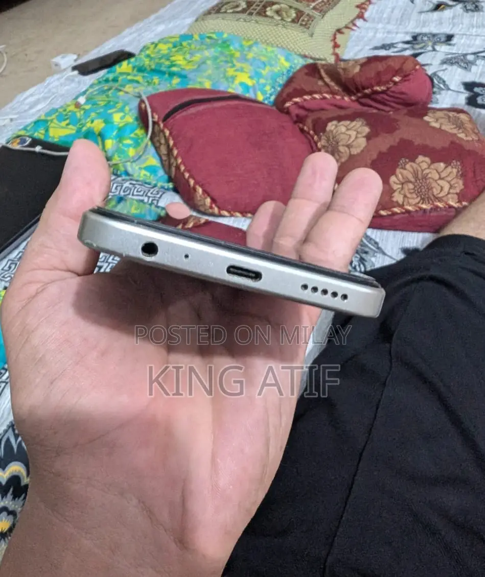 Itel S24 128 GB Silver