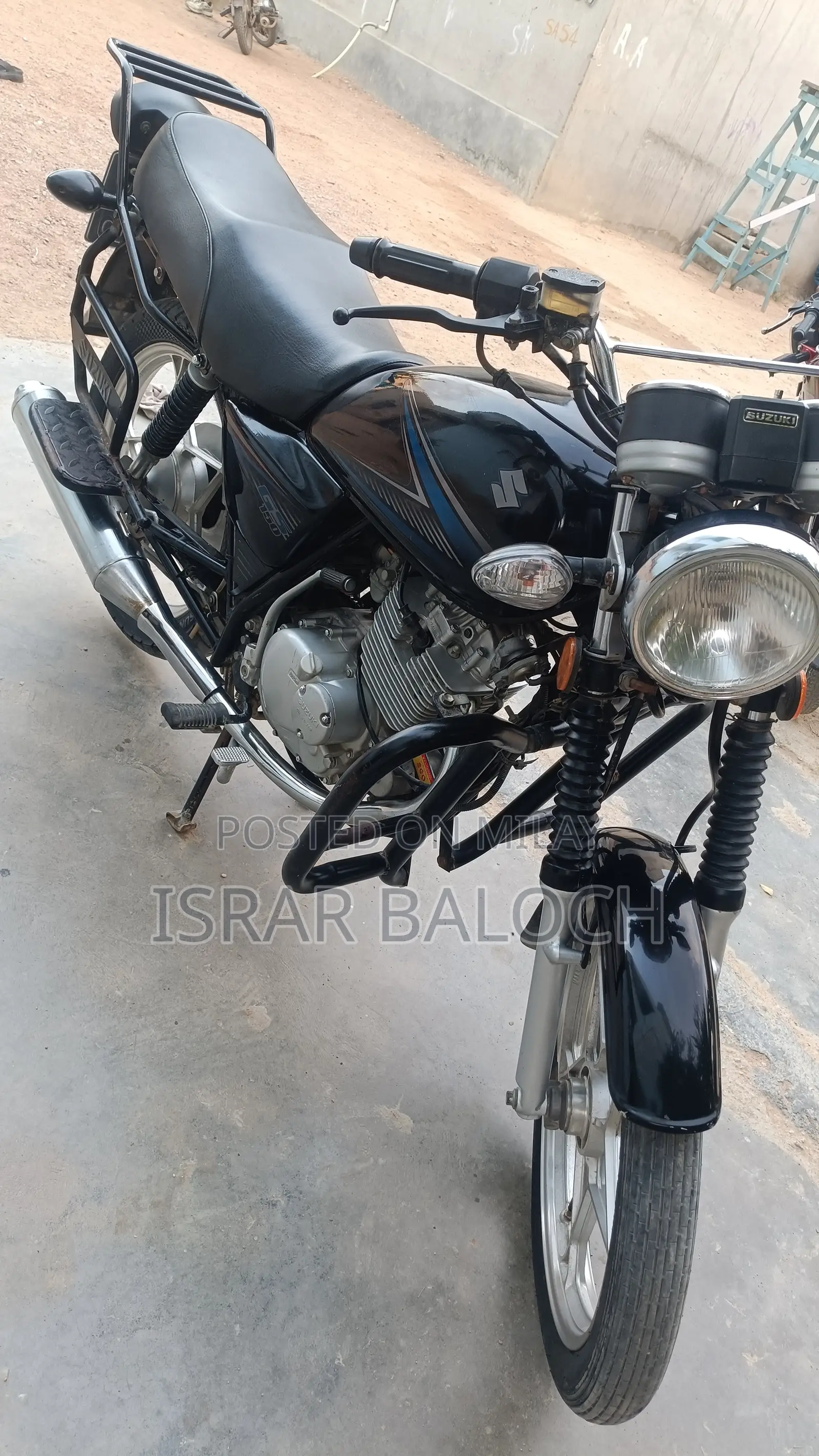 Suzuki GS 2024 Black