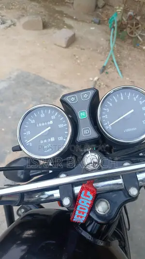 Suzuki GS 2024 Black