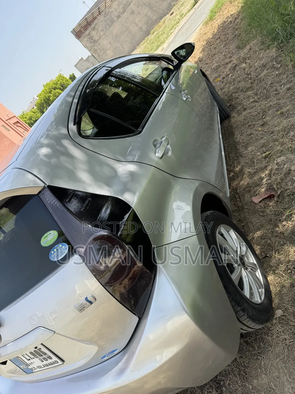 Toyota Aqua 2017 Silver