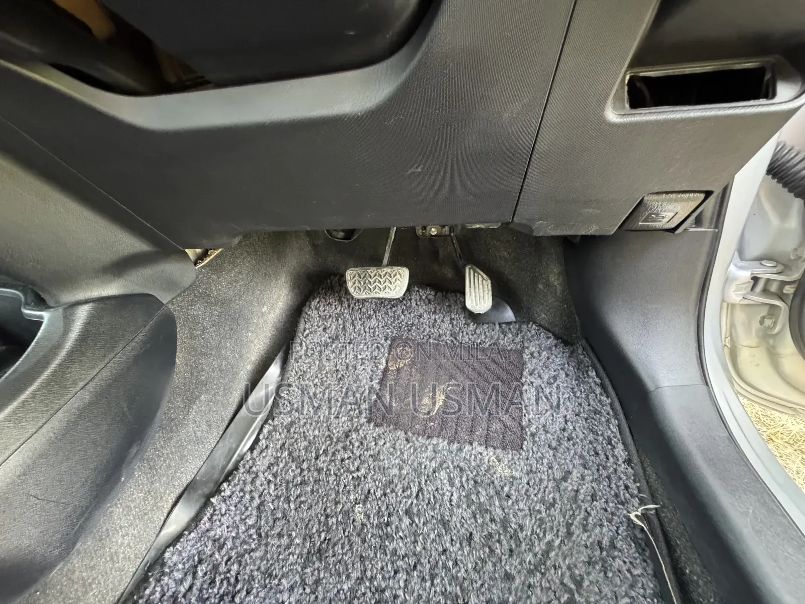 Toyota Aqua 2017 Silver