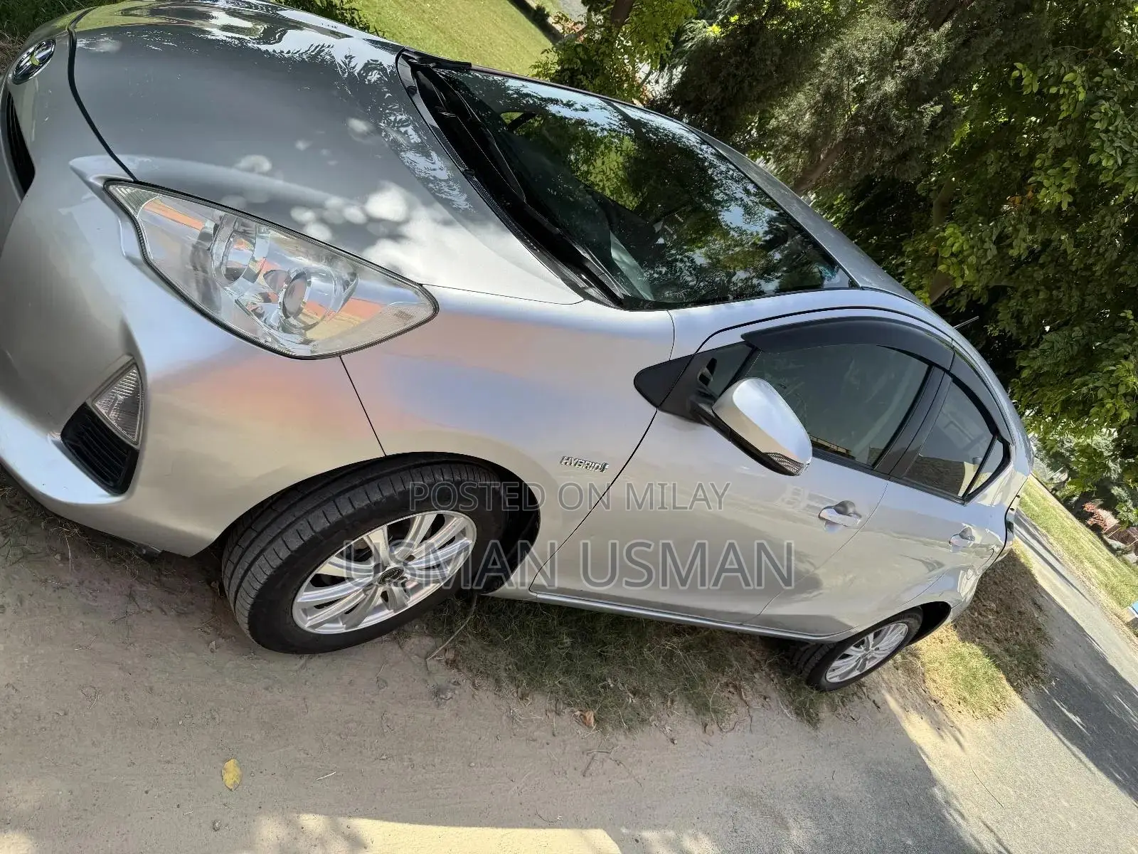 Toyota Aqua 2017 Silver