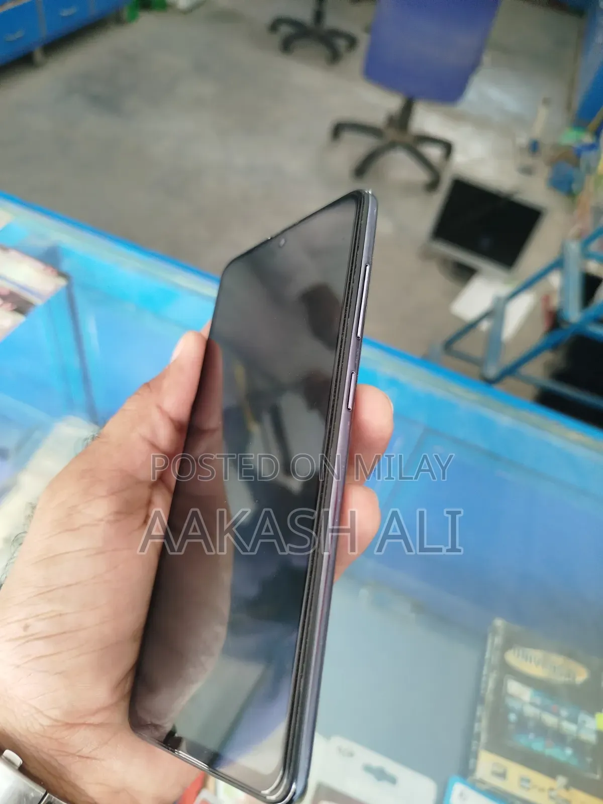 New Samsung Galaxy A51 128 GB Blue