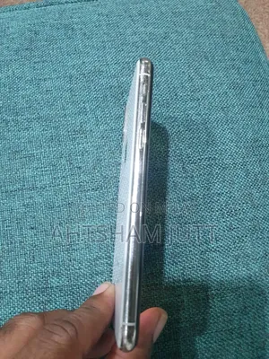 Apple iPhone X 64 GB White