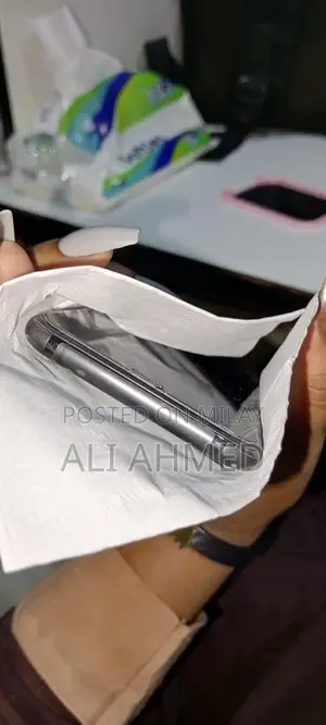 Apple iPhone XS 64 GB Black