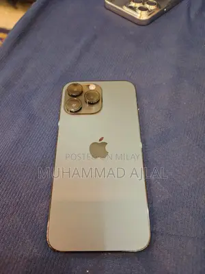 Photo - Apple iPhone 14 Pro Max 128 GB Gray