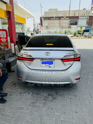 Toyota Corolla 2019 Silver