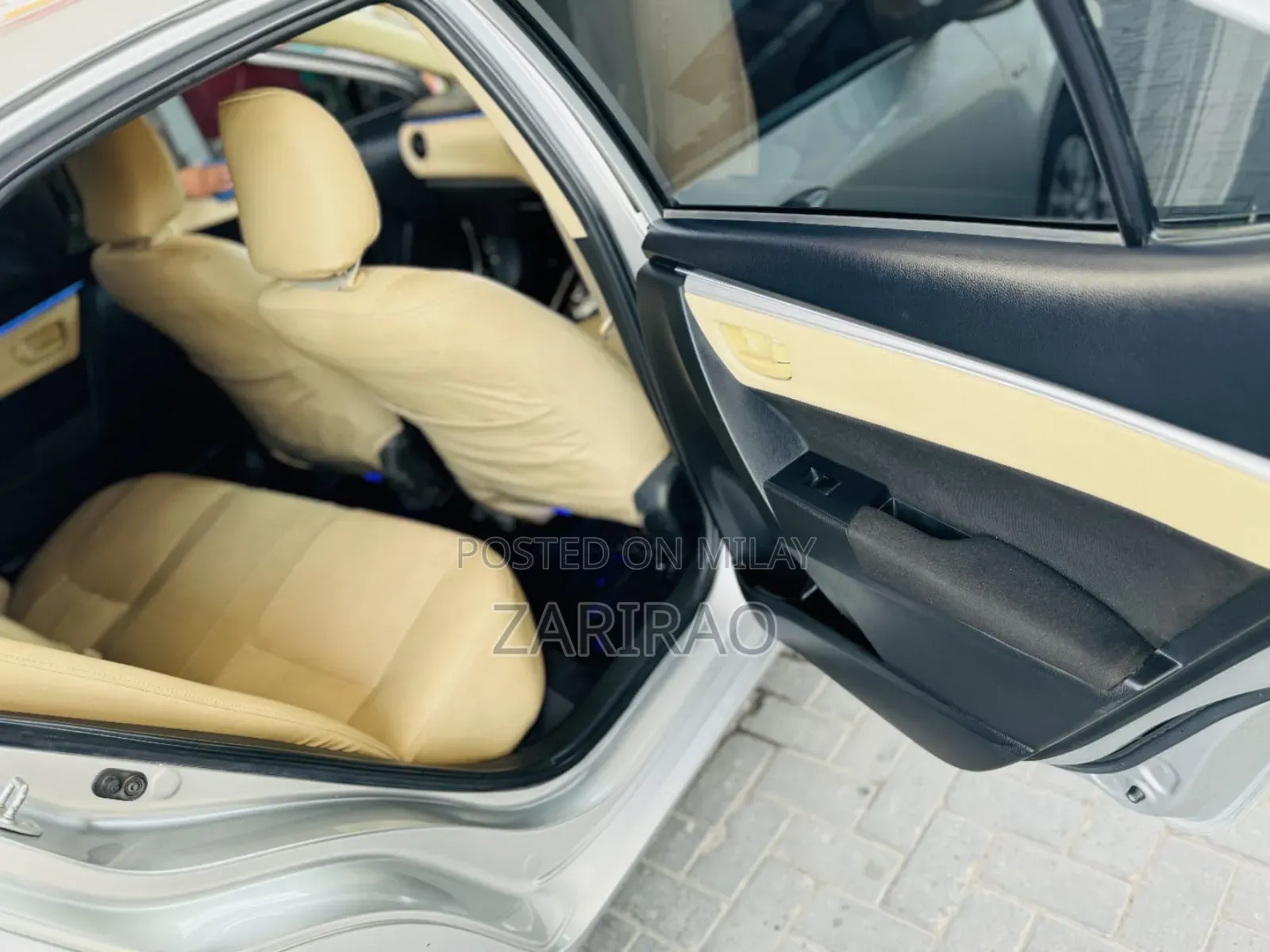 Toyota Corolla 2019 Silver