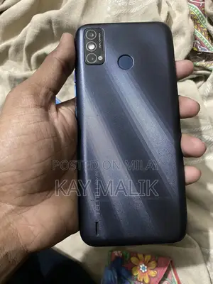 Tecno Spark 6.0 64 GB Black