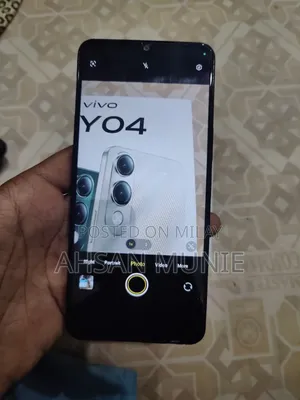 Vivo Y04 128 GB Green