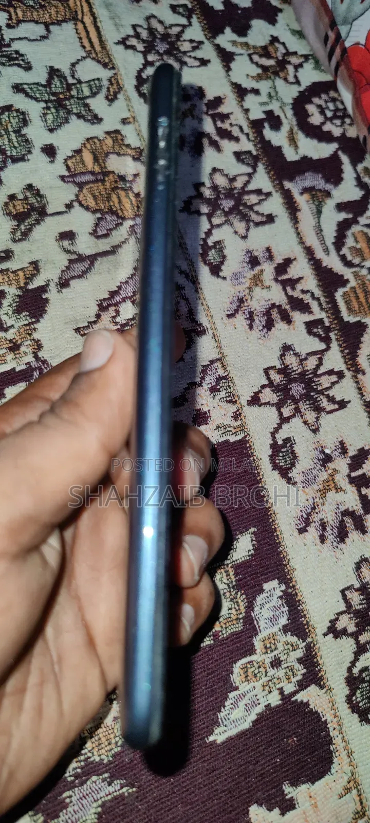 Samsung A10 32 GB Black