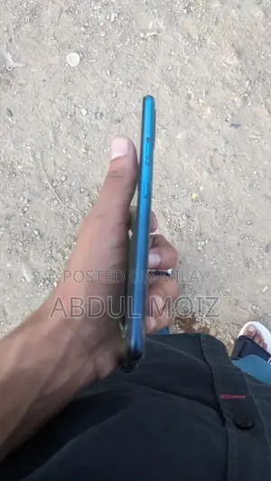 Infinix Hot 10 64 GB Blue