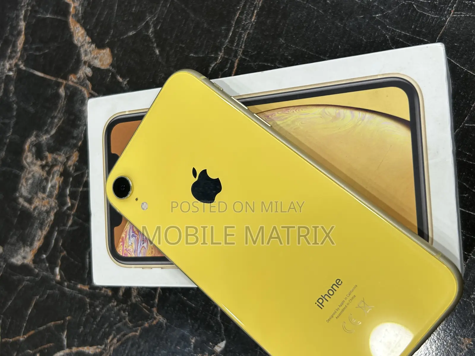 Apple XR 64 GB Yellow