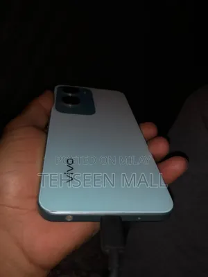 Vivo Y18 128 GB Blue