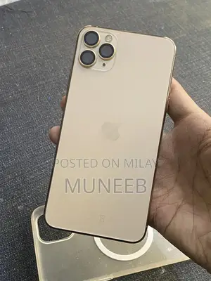 New Apple iPhone 11 Pro Max 64 GB Gold