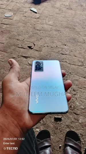 Photo - Vivo V23 256 GB