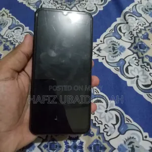 Vivo Y17 128 GB Purple