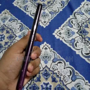 Vivo Y17 128 GB Purple