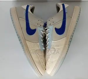 Nike Dunk Low "Ivory Hyper Royal