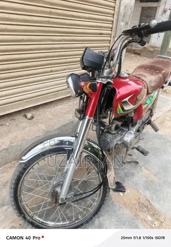 Honda 2022 Motorcycle - Partially Damaged Vehicle