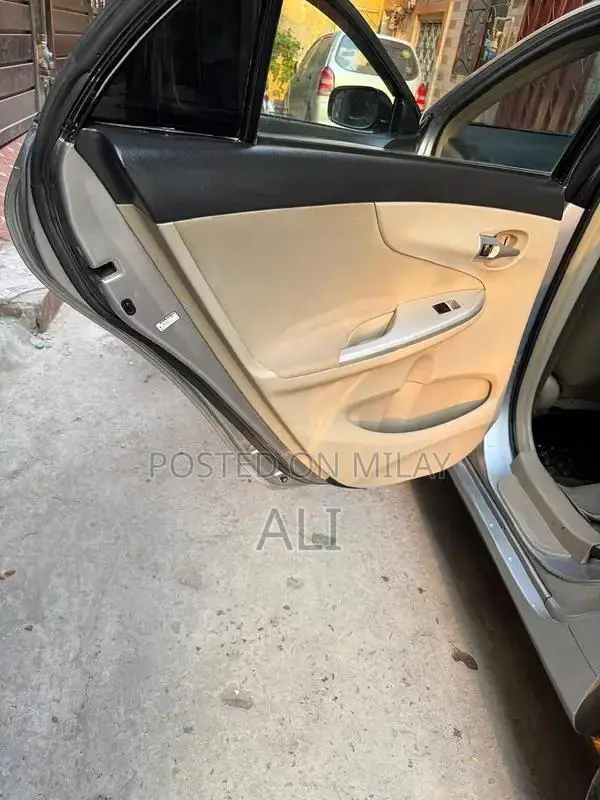 Toyota Corolla GLI 1.6 Automatic Sedan Excellent Family Car