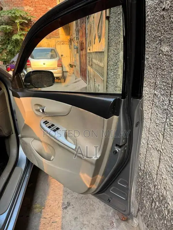 Toyota Corolla GLI 1.6 Automatic Sedan Excellent Family Car