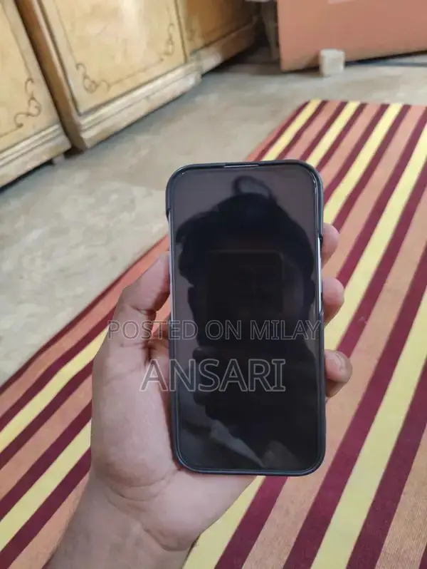 Apple iPhone 15 - 128GB Smartphone in Excellent Condition