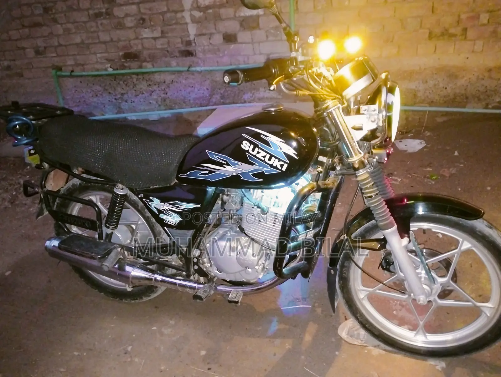 Suzuki GS 2020 Black