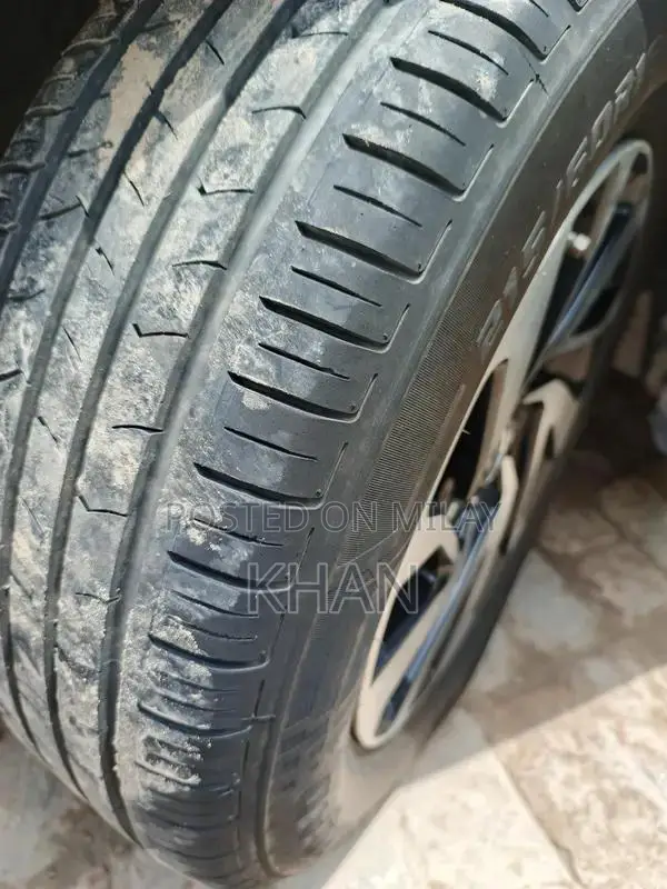 2017 Honda Civic: Low Miles, New Tires, Well-Maintained Sedan