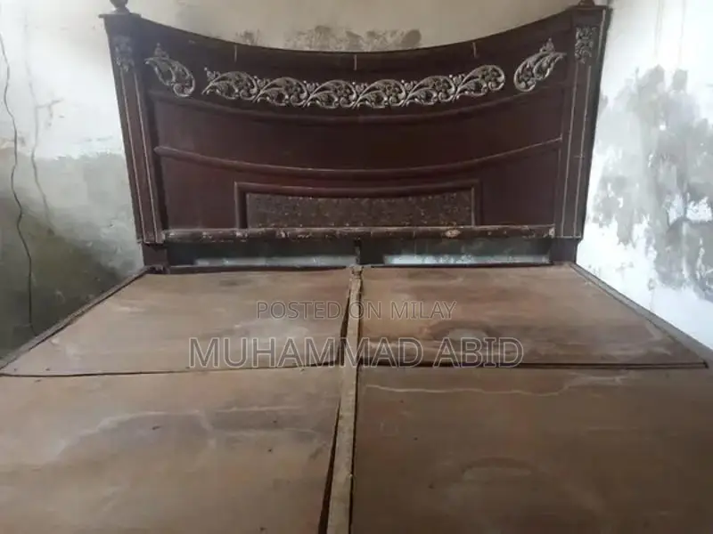 Large Comfortable Bed in Excellent Condition