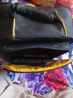 Professional DSLR Camera Bag with Multiple Storage Compartments