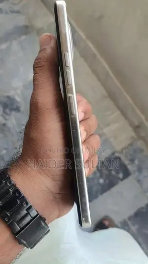 Tecno Camon 30 Smartphone - 8GB RAM, 256GB Storage