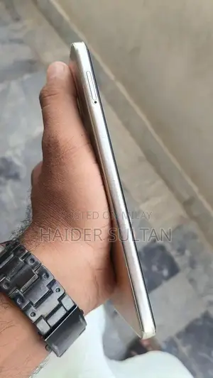 Tecno Camon 30 Smartphone - 8GB RAM, 256GB Storage