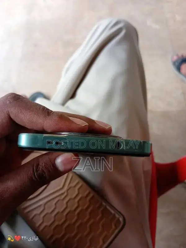 Redmi A3 Smartphone 4GB RAM 64GB Storage