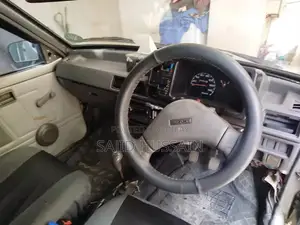 Suzuki Mehran VX 2014 Compact Family Car