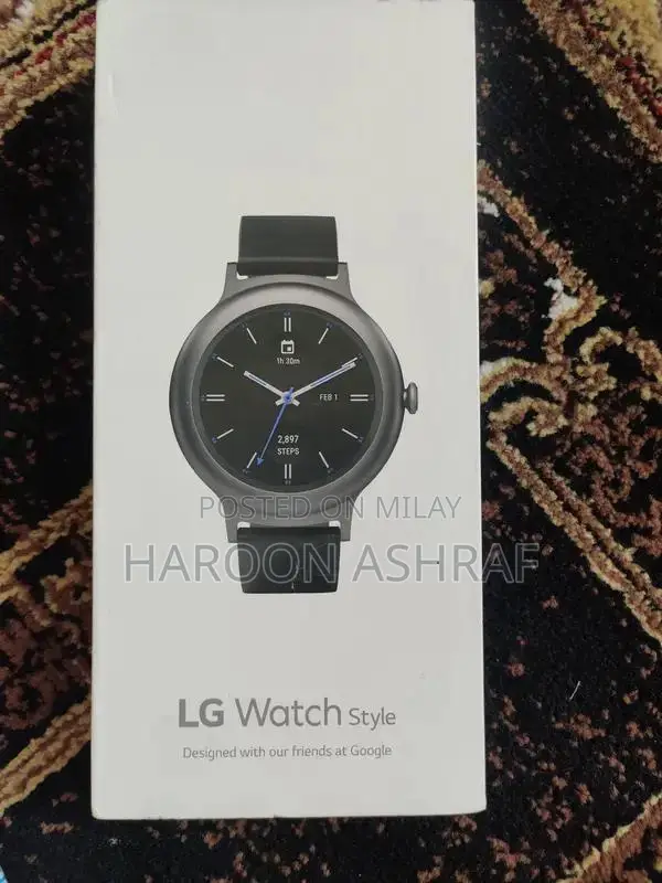 LG Smart Touchscreen Fitness Smartwatch with Fitness Tracking