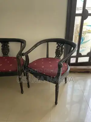 Photo - Sheesham Wood 5 Seater Sofa Set - Antique Style