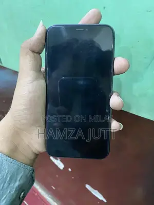 Apple iPhone 11 64GB Smartphone with Good Battery Health