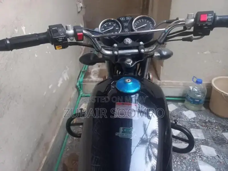 Suzuki 150cc Motorcycle - Low Mileage 2024 Model