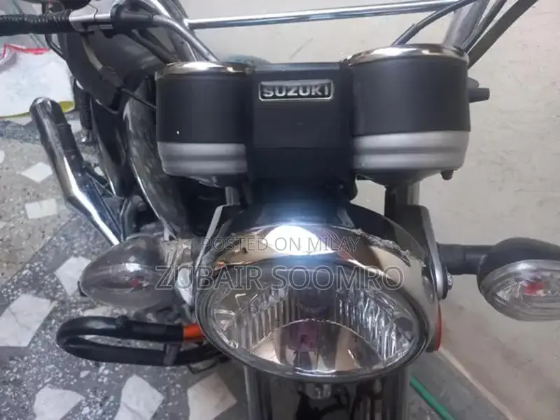 Suzuki 150cc Motorcycle - Low Mileage 2024 Model